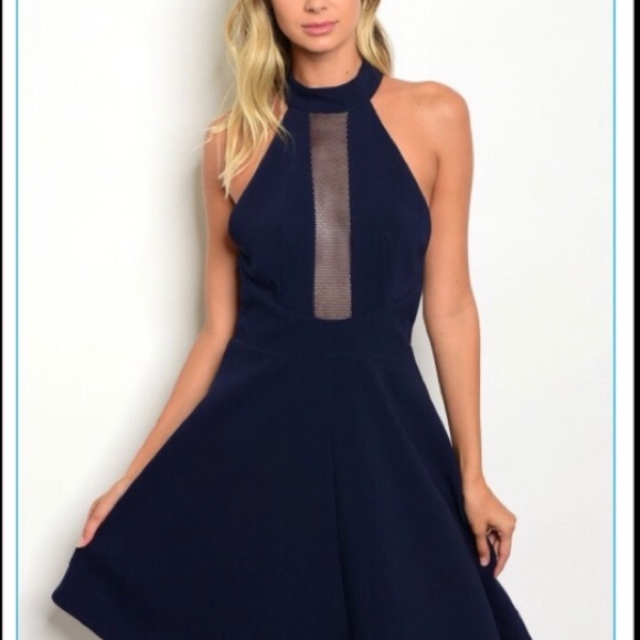 ❌🎉HP🎉NWT Chic Navy halter style dress net inset - Picture 2 of 7